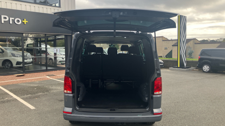 Volkswagen Transporter T32 Swb Diesel 2.0 TDI 110 Highline Kombi Van